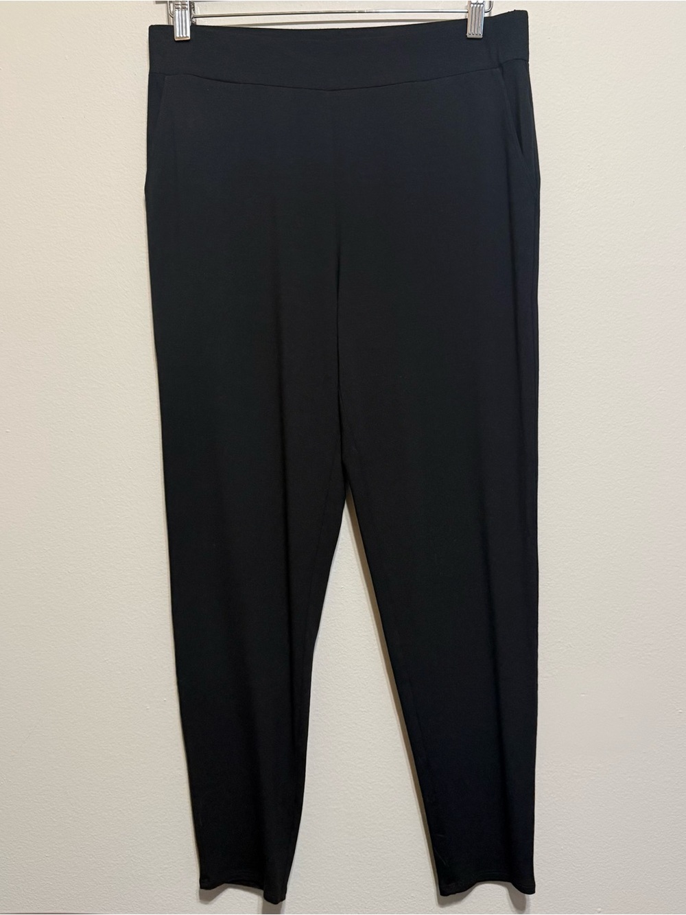 Eileen fisher black pull on stretch ankle pants Women S